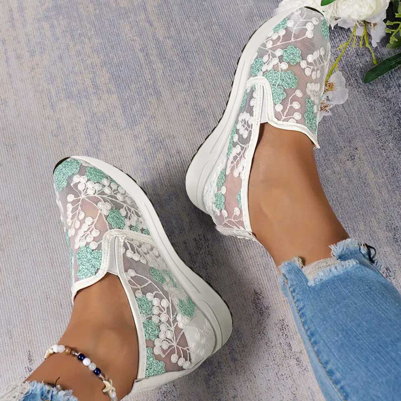 Zapatos femeninos de encaje floral